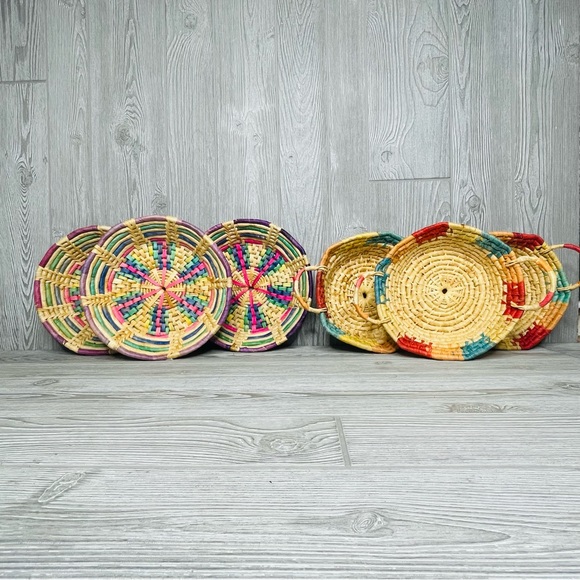 Vintage pastel woven baskets 6 , 3 w/ handles 3 without decoration accents boho - Picture 7 of 7